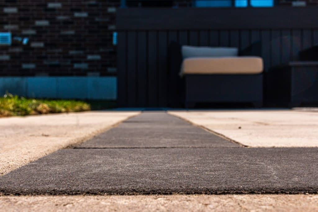 how to clean pavers